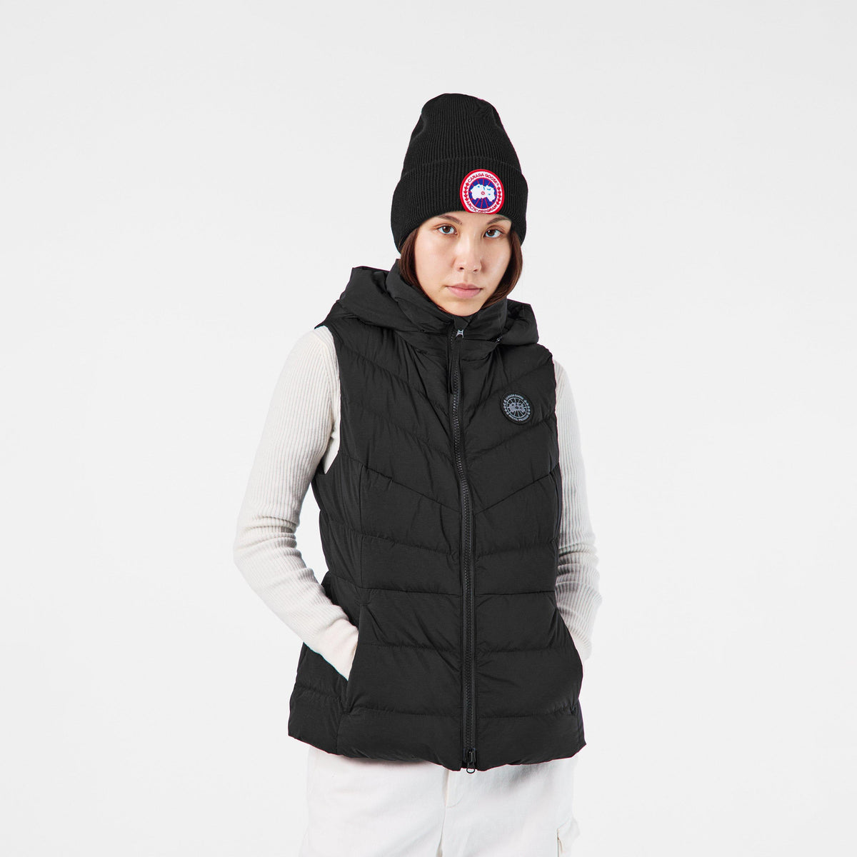 Black Noir - Canada Goose - Women's Clair Insulated Sleeveless Gilet - 3