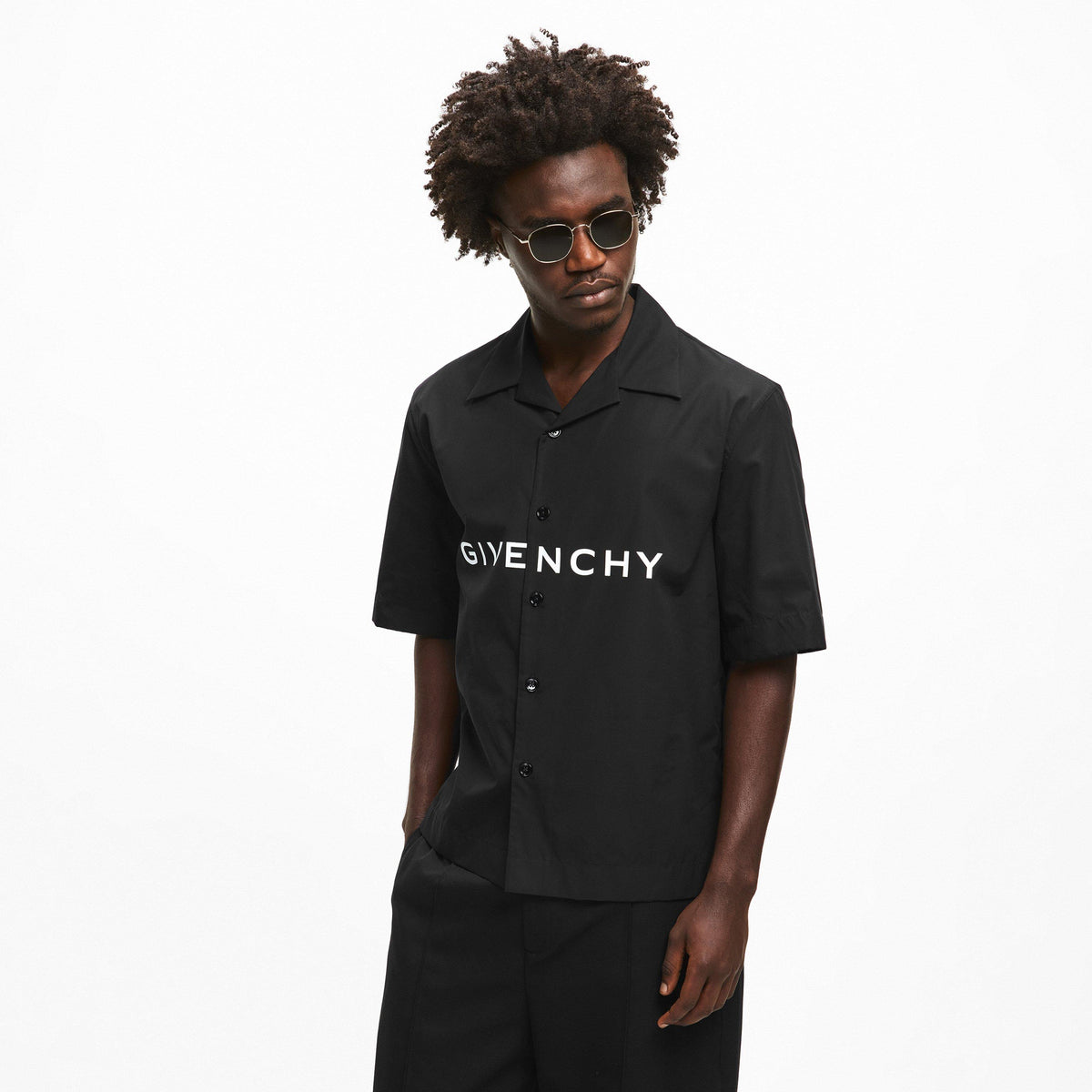 Black - GIVENCHY - Men's GIV Boxy Fit Short Sleeve Plain Shirt - 3