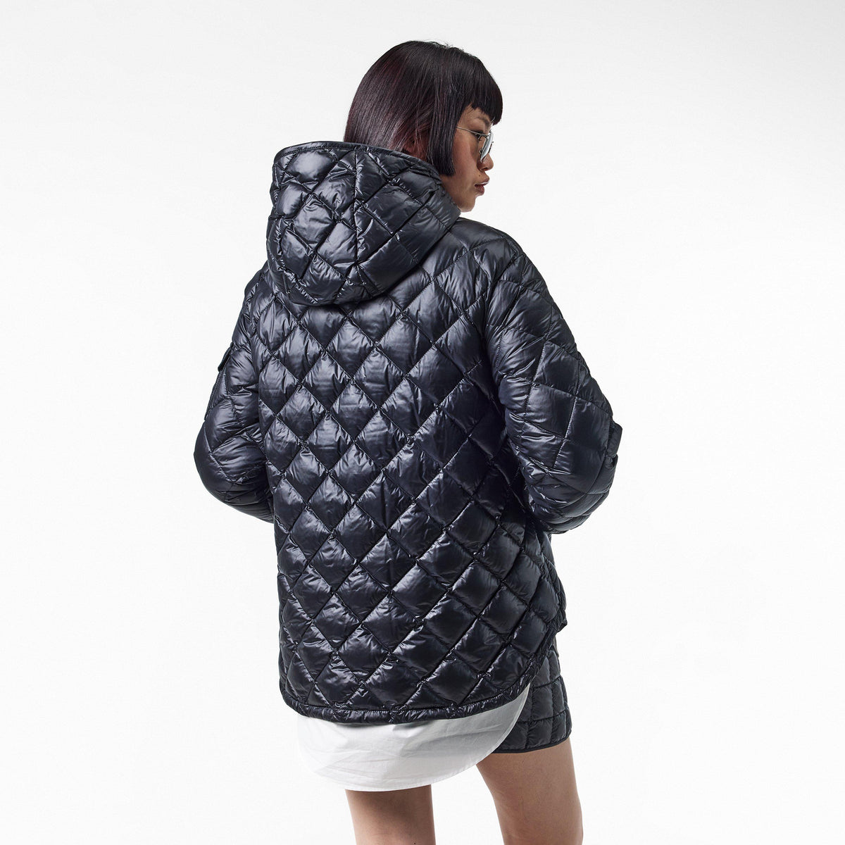 Black 999 - Moncler - Women's Diamond Quilted Snap-Button Overshirt - 4