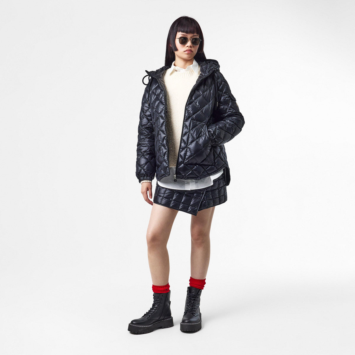 Black 999 - Moncler - Women's Diamond Quilted Snap-Button Overshirt - 6