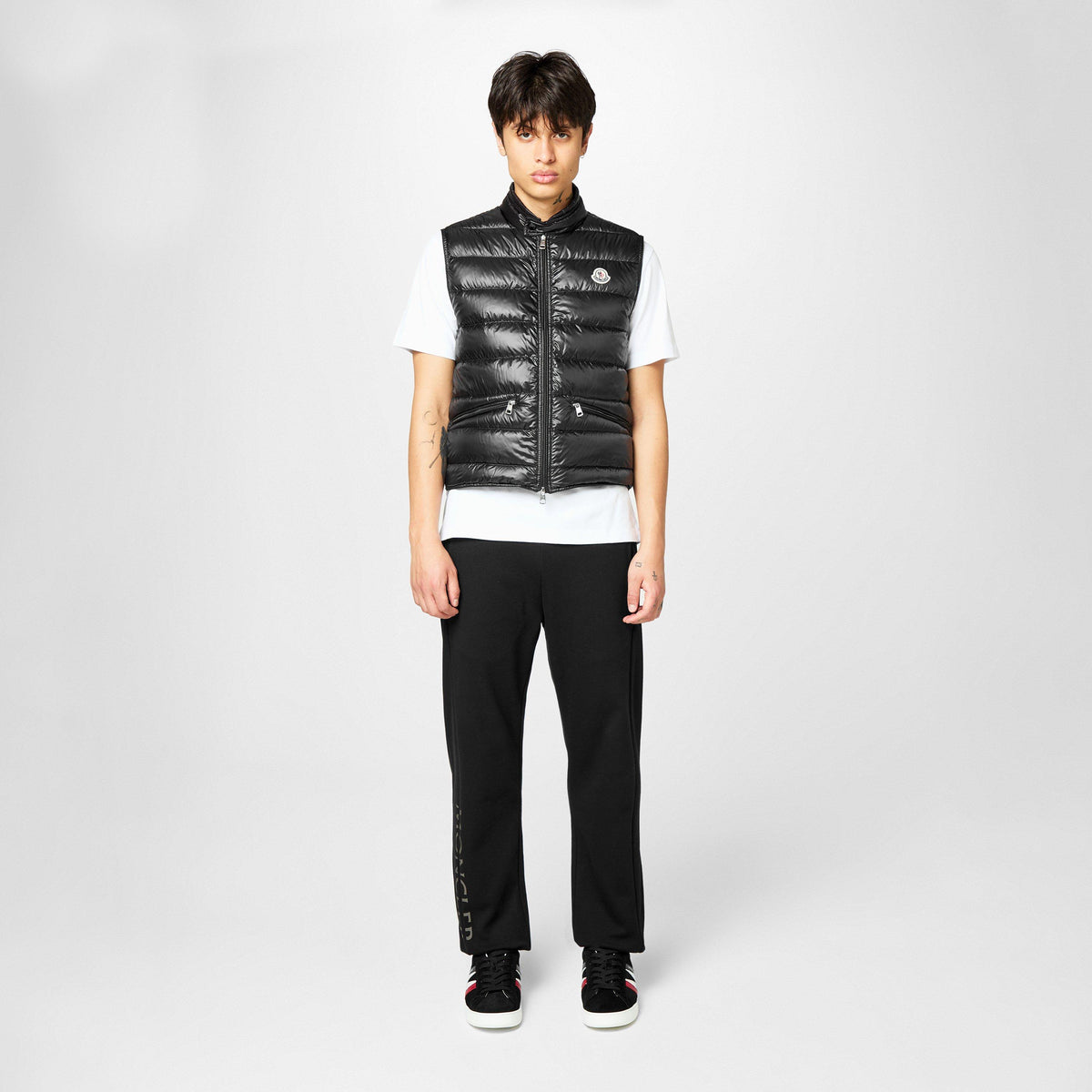 Black 999 - Moncler - Men's Gui Down Water Resistant Goose Down Gilet - 6