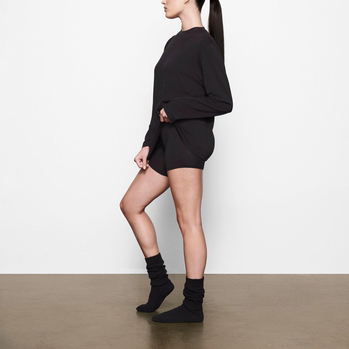 Onyx - SKIMS - Womens Boyfriend Oversized T-Shirt - 3