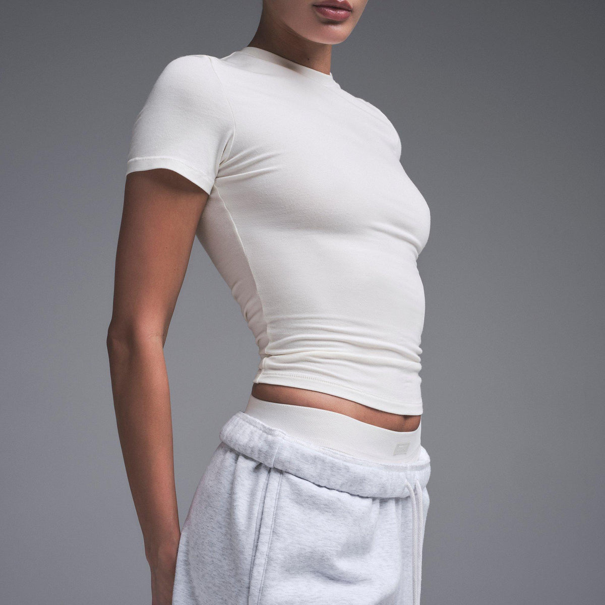 Marble - SKIMS - Women’s Cotton Jersey Short Sleeve Fitted T-Shirt - 2