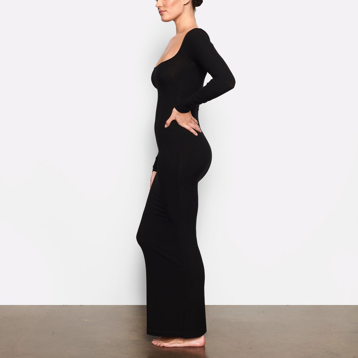 Onyx - SKIMS - Womens Soft Lounge Ribbed Long Sleeve Slip Dress - 4