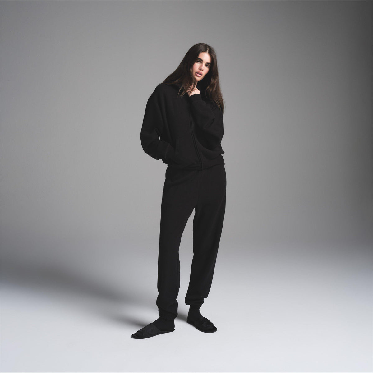 Onyx - SKIMS - Womens Cotton Fleece Classic Zip Up Hoodie - 4