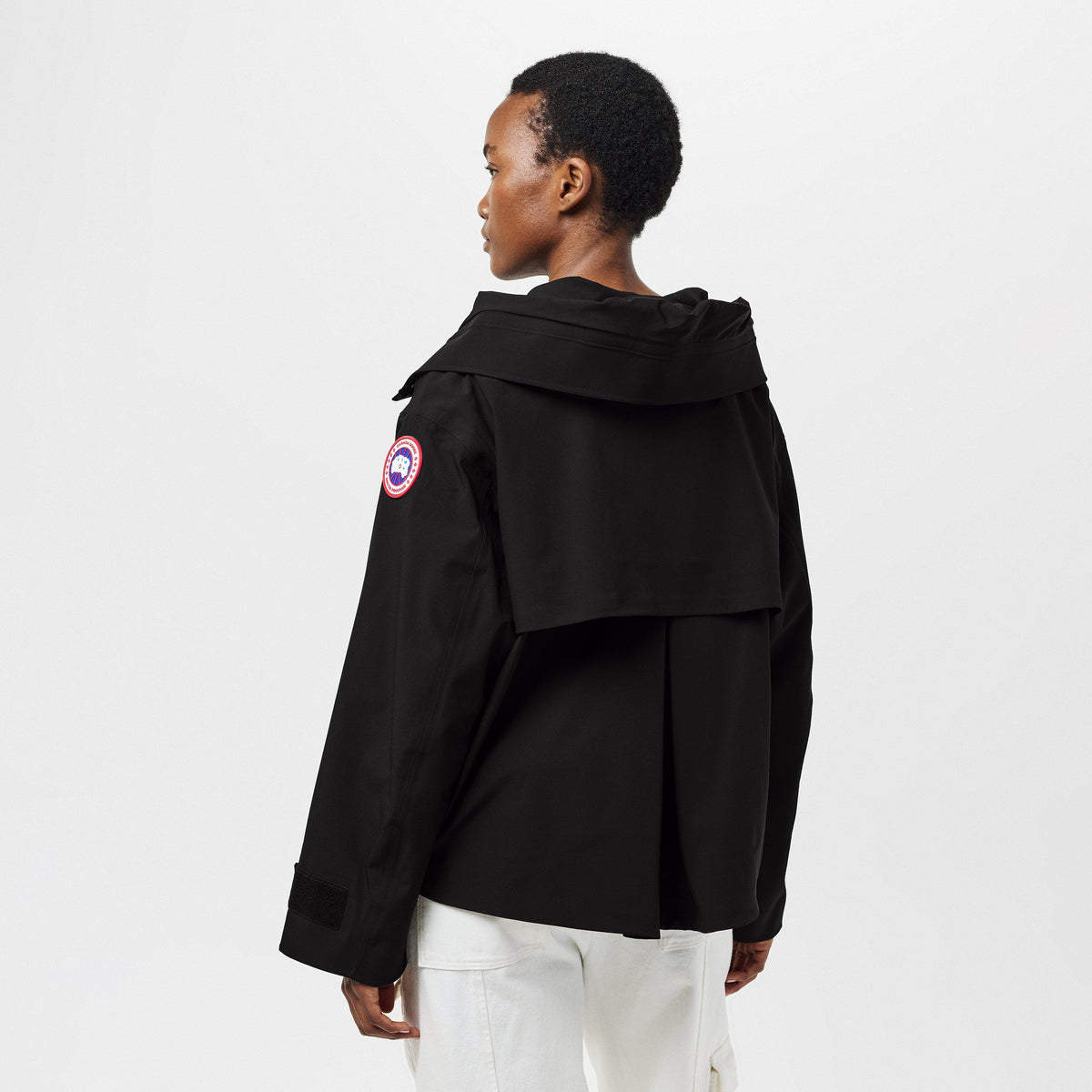 Black - Canada Goose - Women's Tofino Waterproof Long Sleeve Rain Anorak - 4