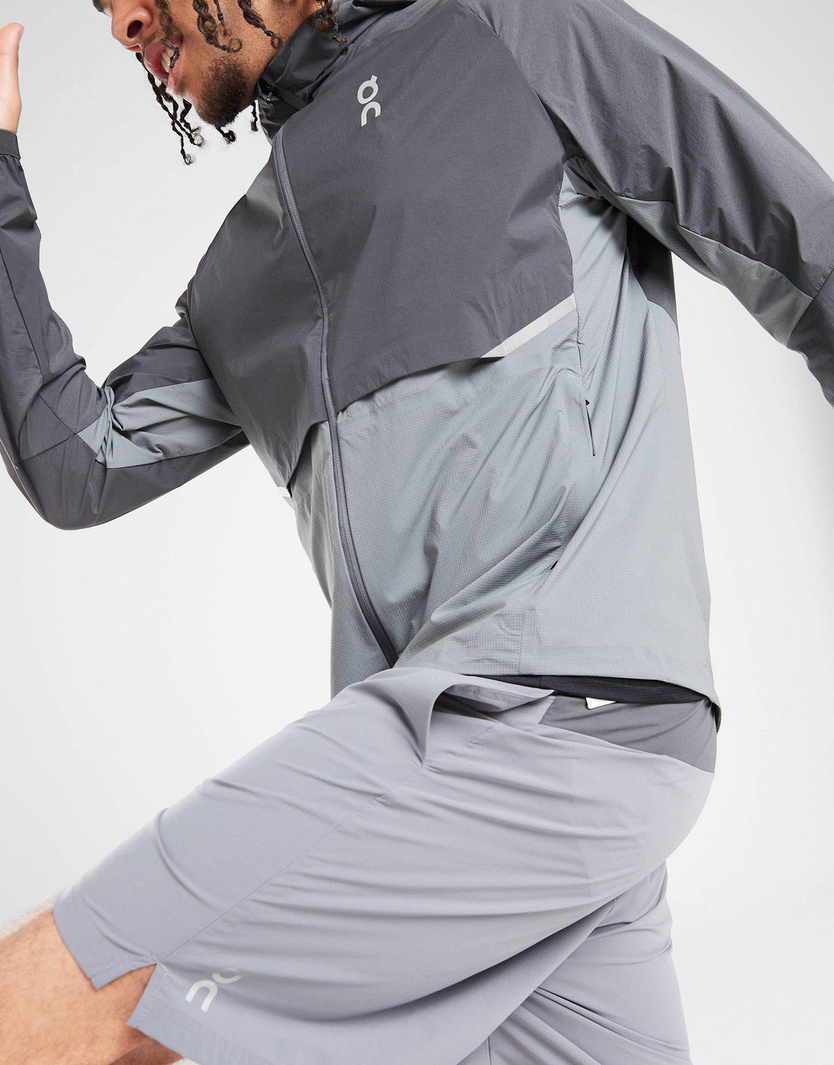 On Running Core Hooded Jacket