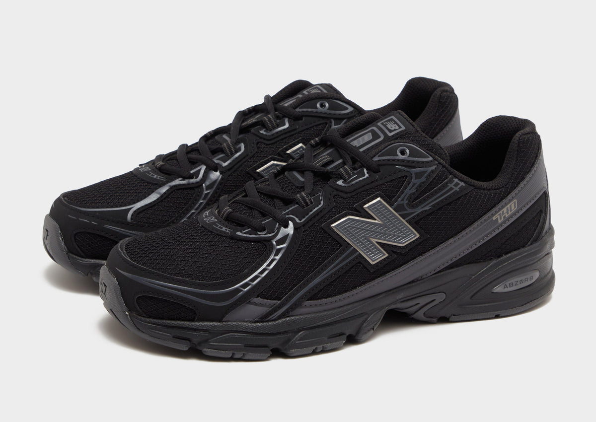 New Balance 740