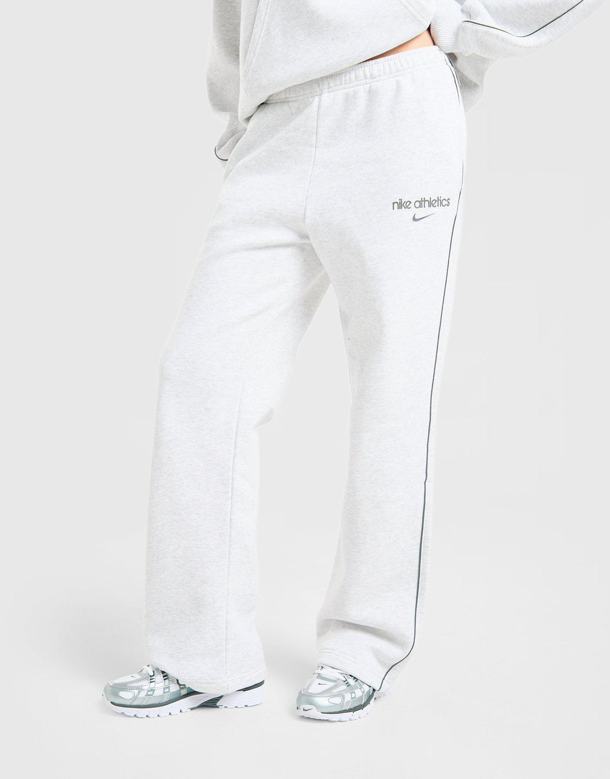 Nike Gym Life Swoosh Fleece Joggers