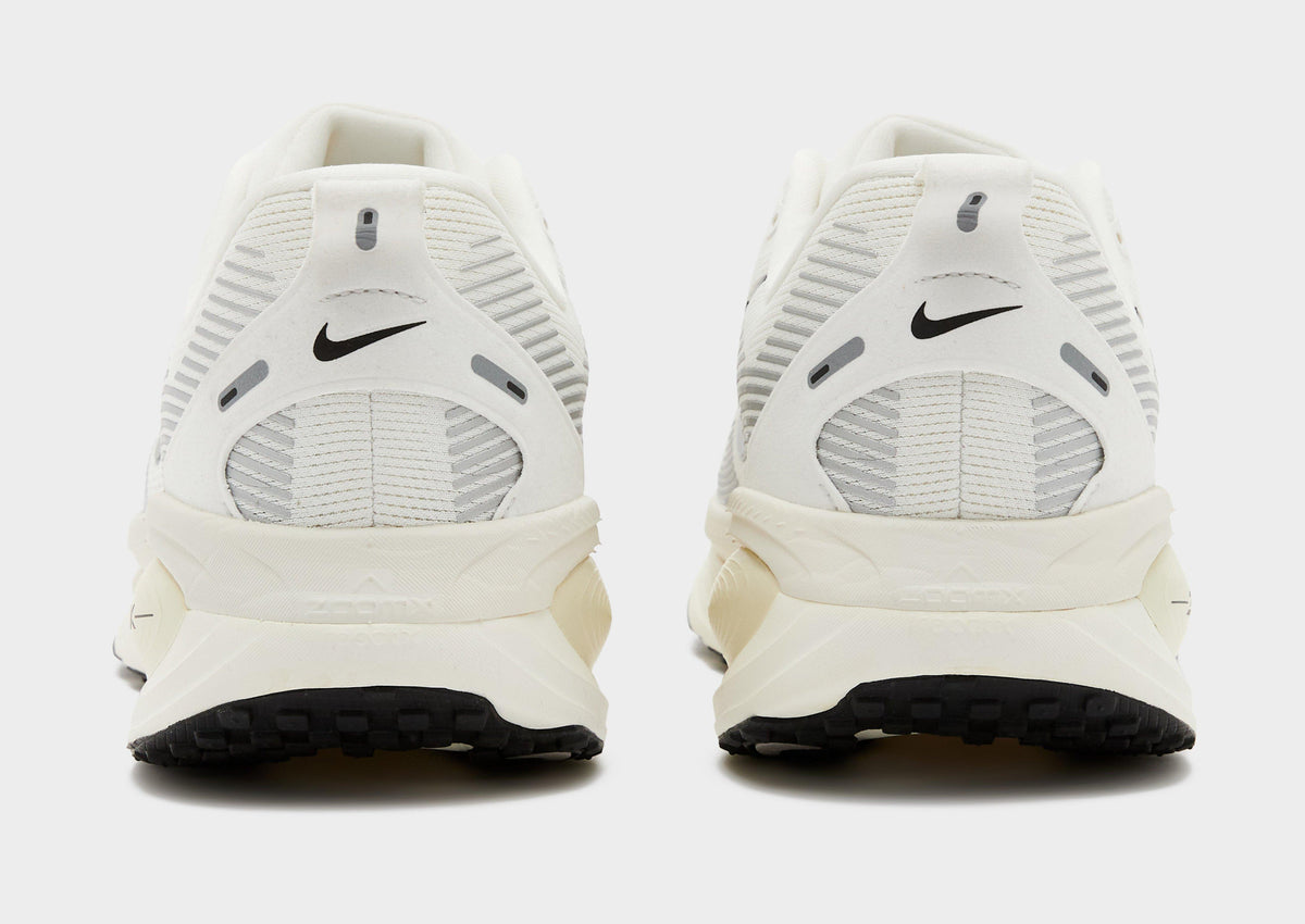 Nike Vomero 18
