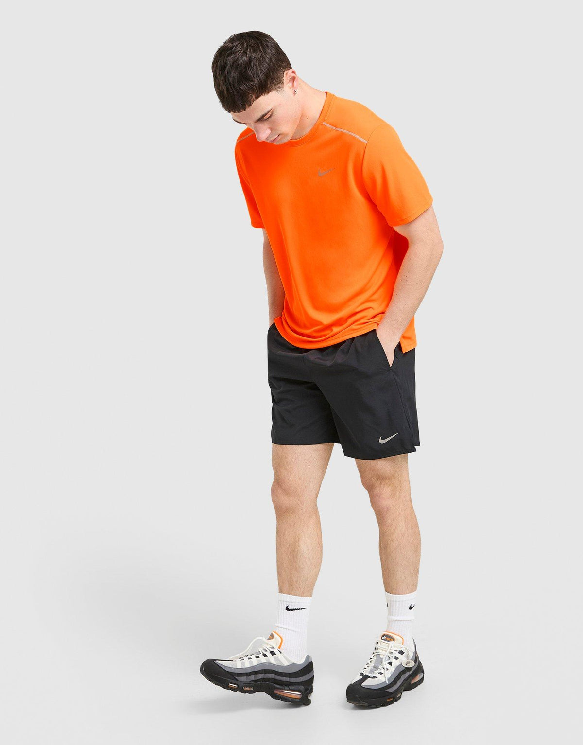 Nike Miler T-Shirt