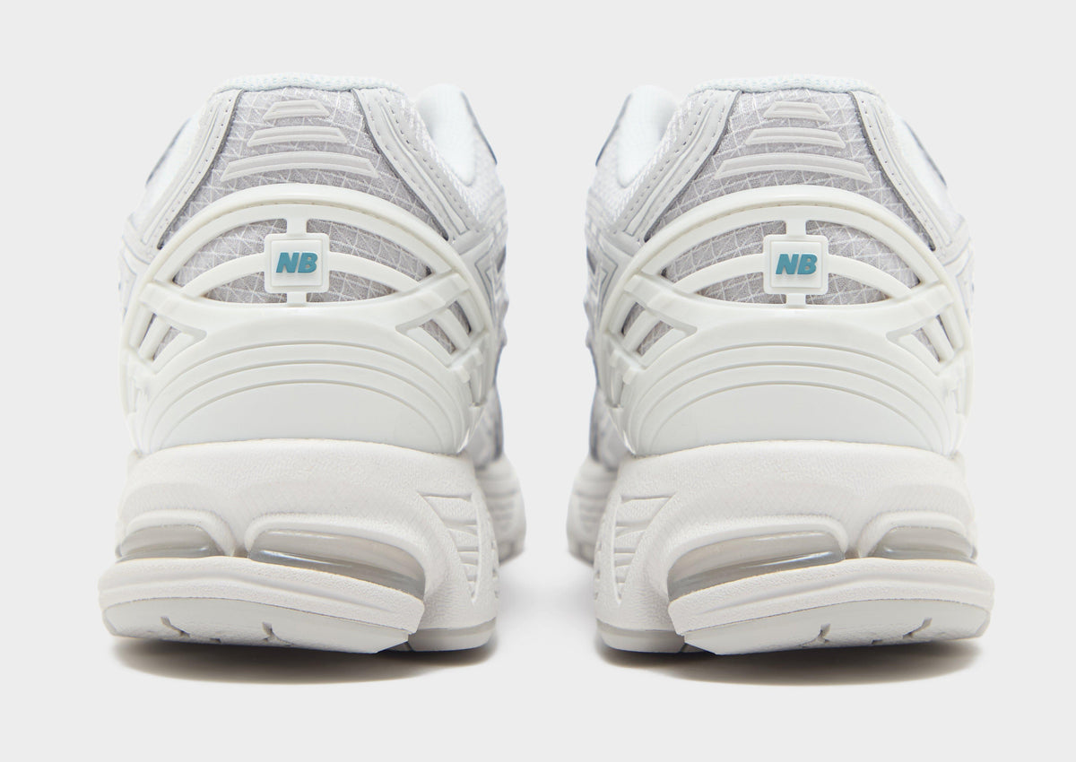 New Balance 1906R