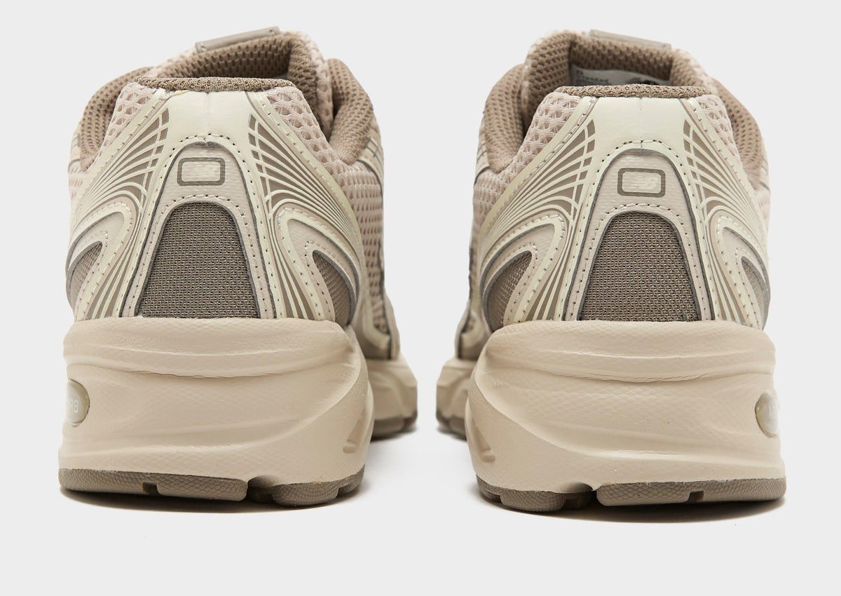 New Balance 740 Women's
