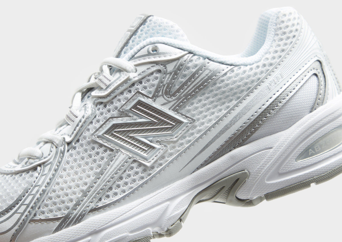 New Balance 740 Women's