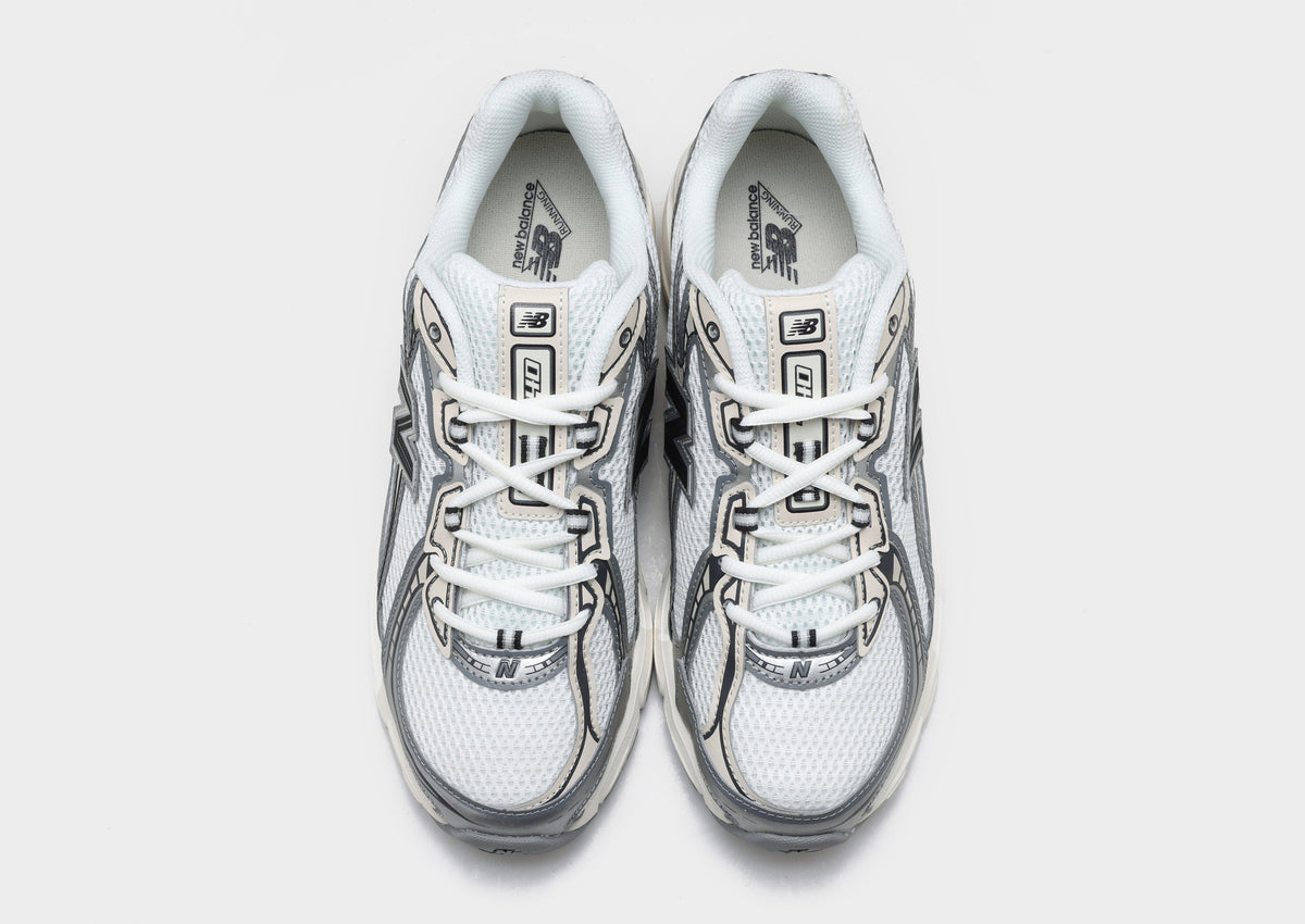 New Balance 740 Women's