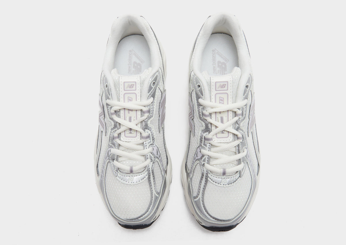 New Balance 740 Women's