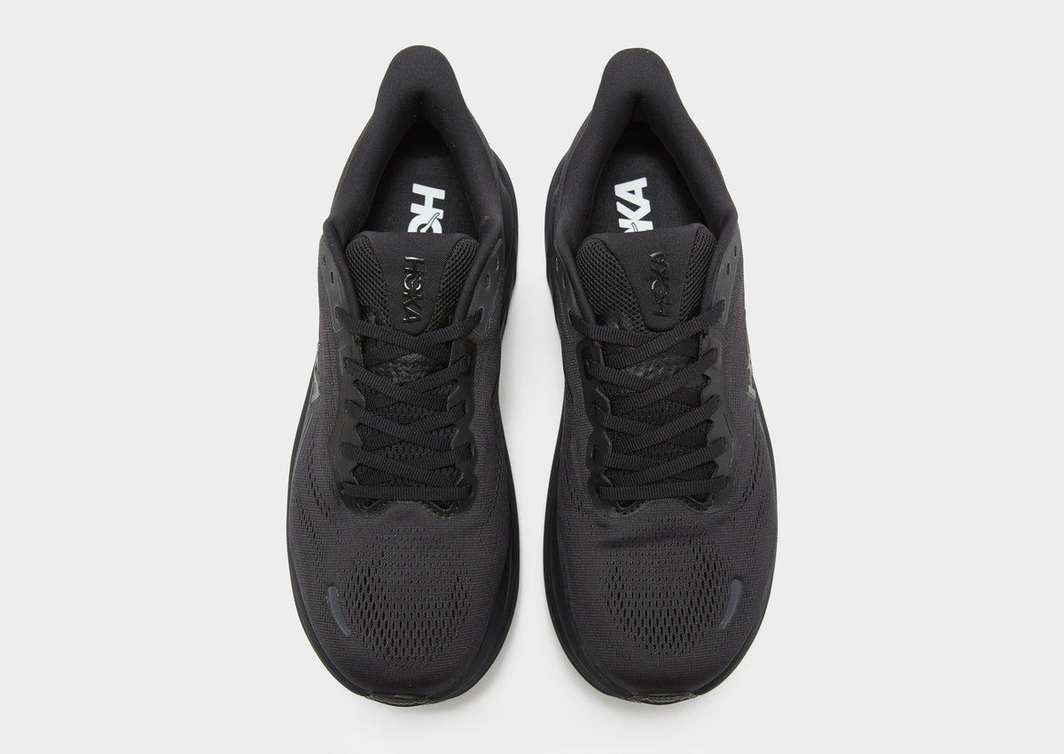 HOKA Clifton 11