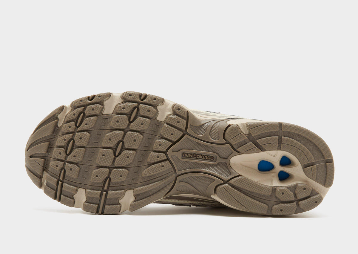 New Balance 740 Women's